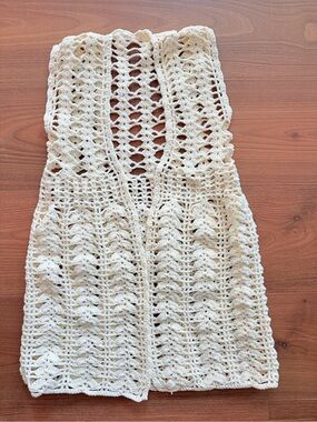 Girls' Cream Crochet Sleeveless Cardigan Vest - Lightweight Layering Style